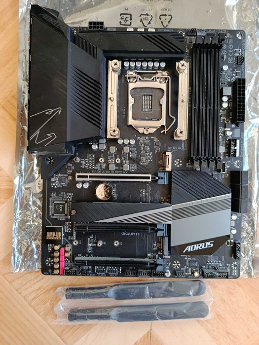 Плата GIGABYTE 
B560 AORUS pro ax