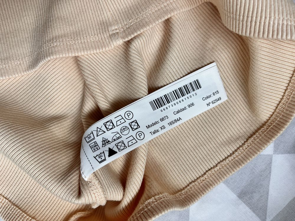Топ Massimo Dutti