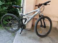 Bicicleta Mountec 26" full suspensii