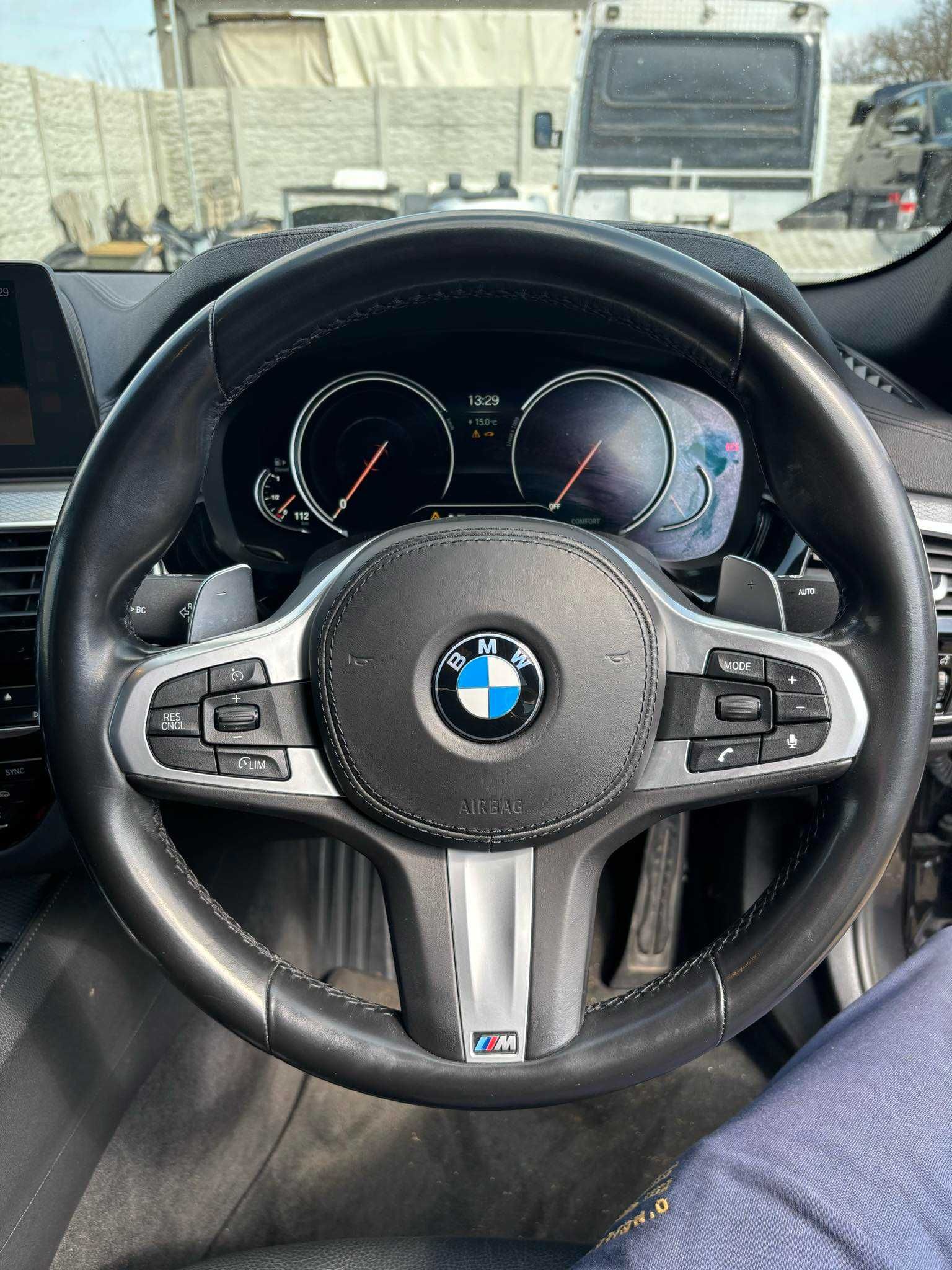 Volan M Paket cu padele si airbag BMW Seria 5 G30 2017-2023