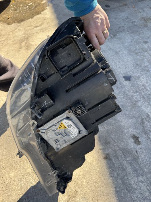 Far stanga  bmw x5 e70 bi-xenon NFL