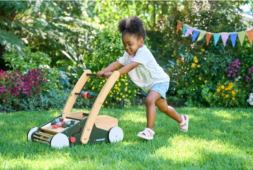 Дървена проходилка, Уокър