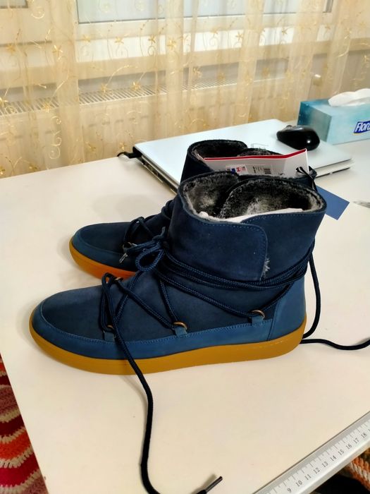 De vînzare ghete damă din piele .