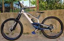 YT Tues 27.5 цола М размер Като нов 2020г. Въздушен Boxxer 1x7 Sram GX