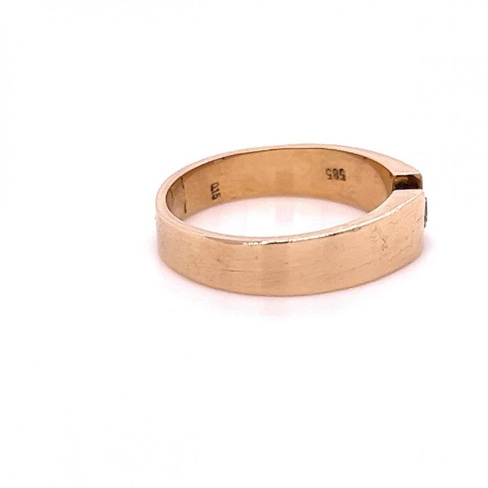 Златен дамски пръстен с диамант 3,68гр. размер:52 14кр. проба:585