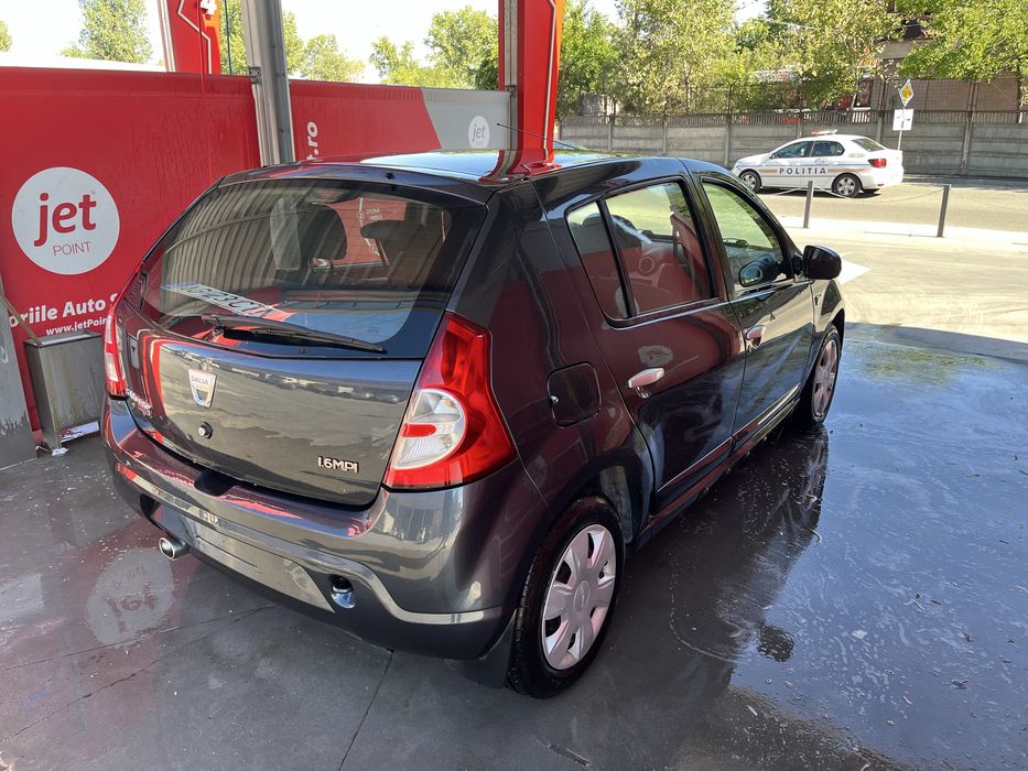 Dacia sandero stepway 1.6 benzina+GPL