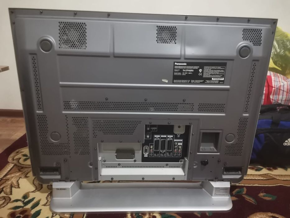 Телевизор на запчасти