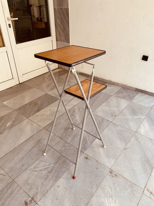 Ретро сгъваем стълбичка-масичка