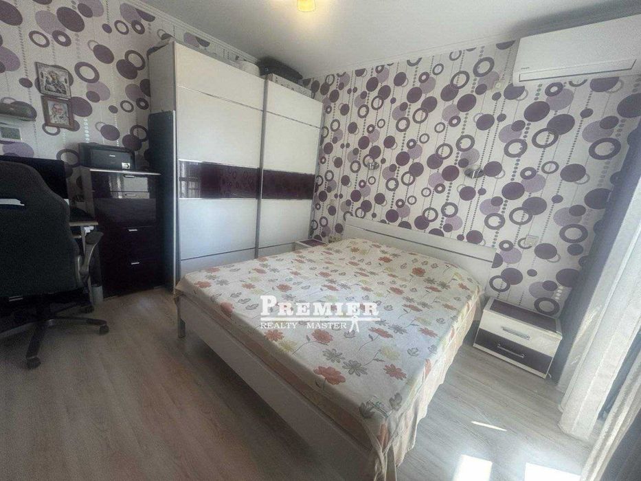 Продава се Двустаен апартамент в Бургас, Лазур - 70 кв.м за 5000 €/кв.м - Снимка #11