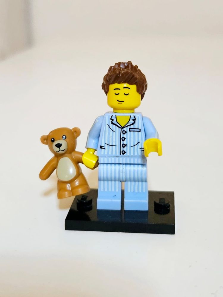 Lego Collectable Minifigures Series 6 8827-3 - Sleepyhead (2012)