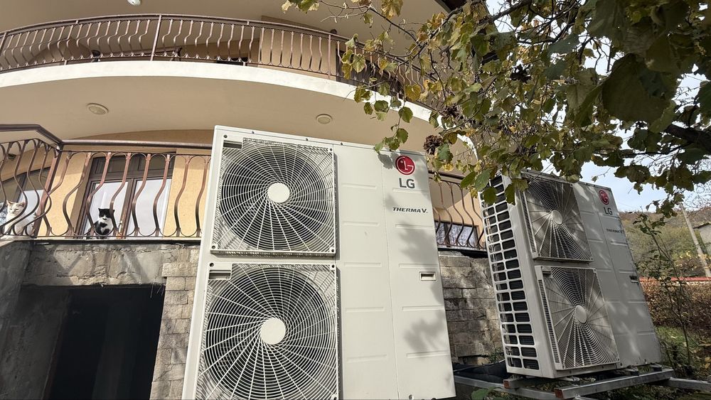 Термопомпа въздух-вода 14 kW LG Therma V