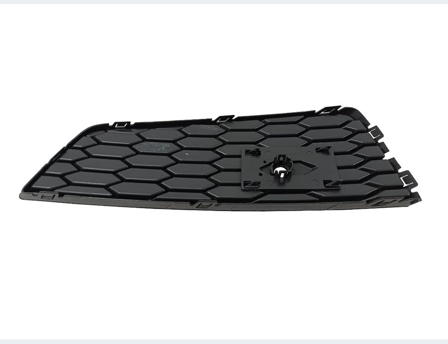 Grila proiector Audi Q3 S-line Competition 2015-2018