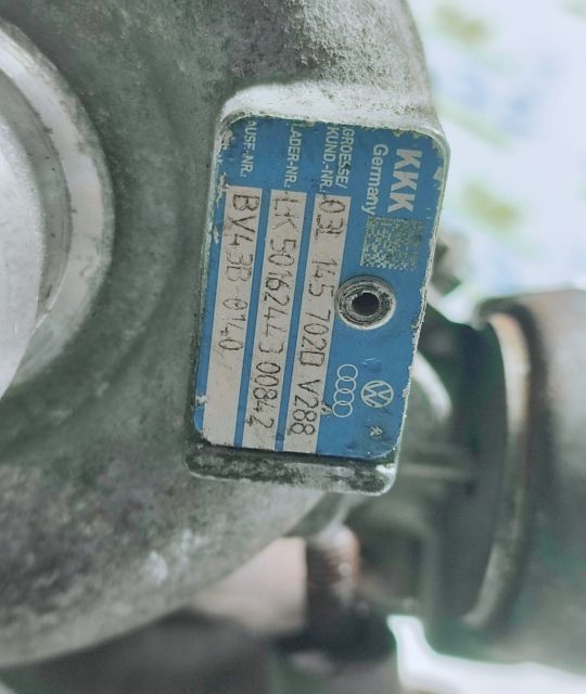 Turbo turbina turbosuflanta 2.0 tdi CAG 03l145702d Audi A6 4F/C6 (facelift) seria