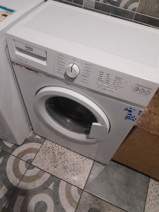 Продам автомат машинку на 5 кг