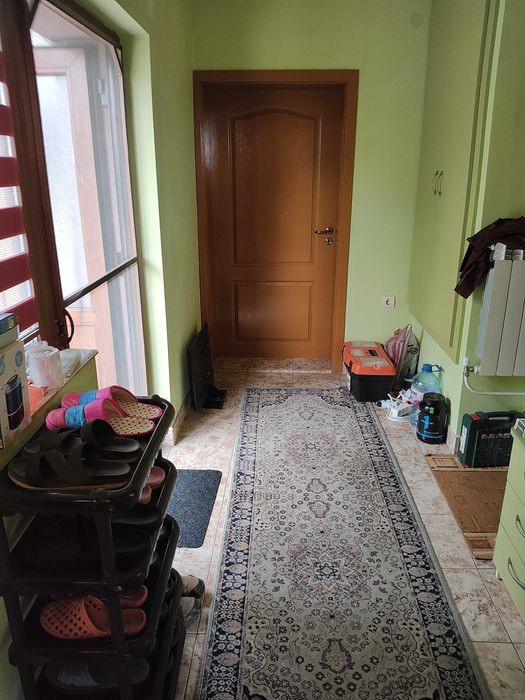 Къща ново строителство в с.Ветрен, обзаведена, 2 оранжерии, овошки