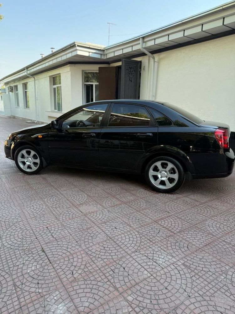 Chevrolet Jentra 1.5 kotta bollani moshinasu sotiladi