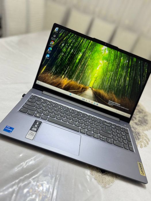 Lenovo IdeaPad Slim 3