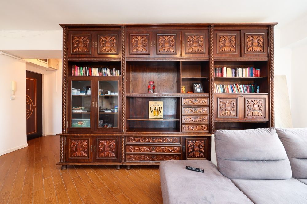 Biblioteca uriasa tip Simex