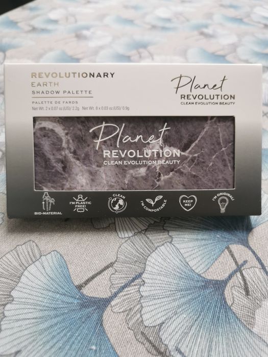 Paletă de machiaj Revolution