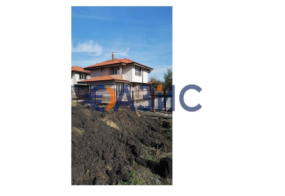 Къща 2-етажна и двор в село Полски Извор, общ. Камено, обл. Бургас,