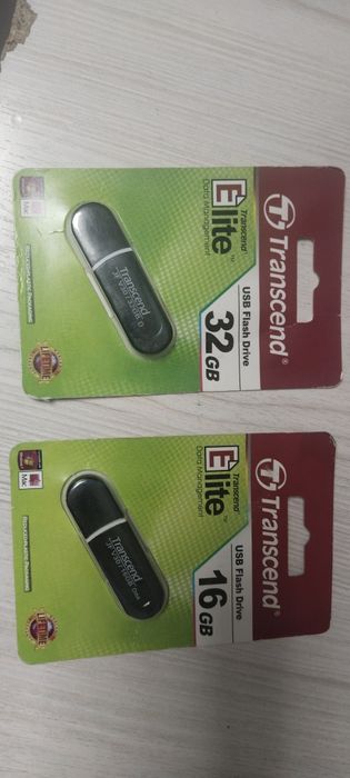 Флешки на 16 и 32 гб