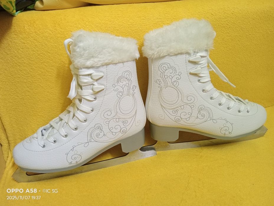 Patine de gheata dama, marca Oxelo, mar. 38-39-40