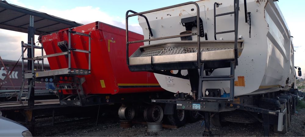 Semiremorca basculabila wielton