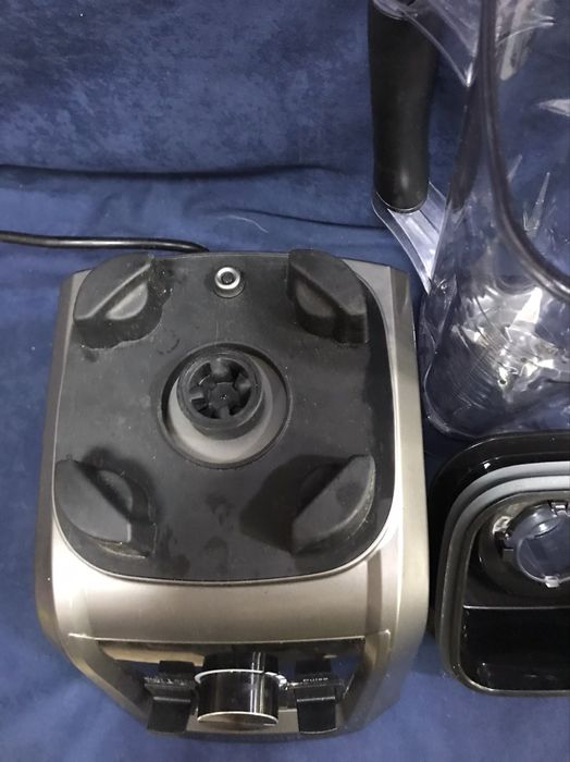 AMZCHEF Кухненски професионален блендер 1800W