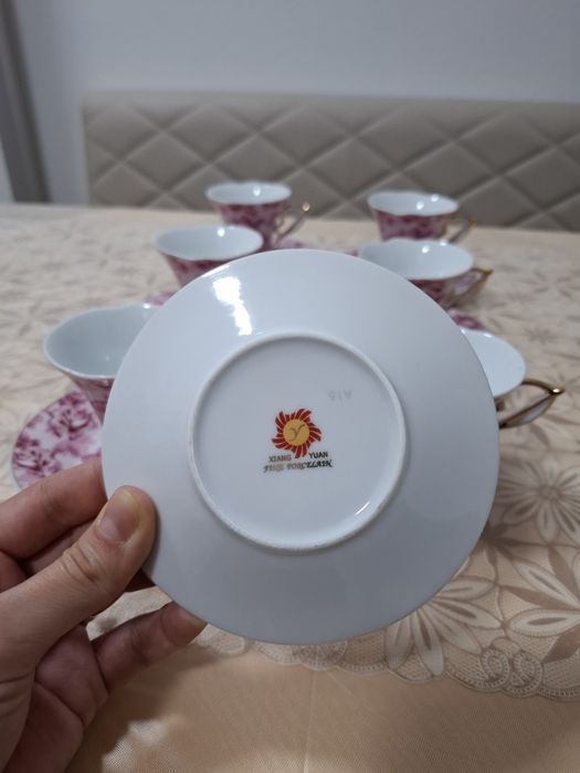 Căni/cești de colecție