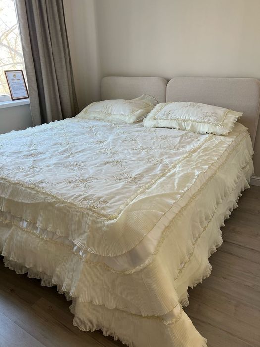 Покрывало на двухспальную кровать