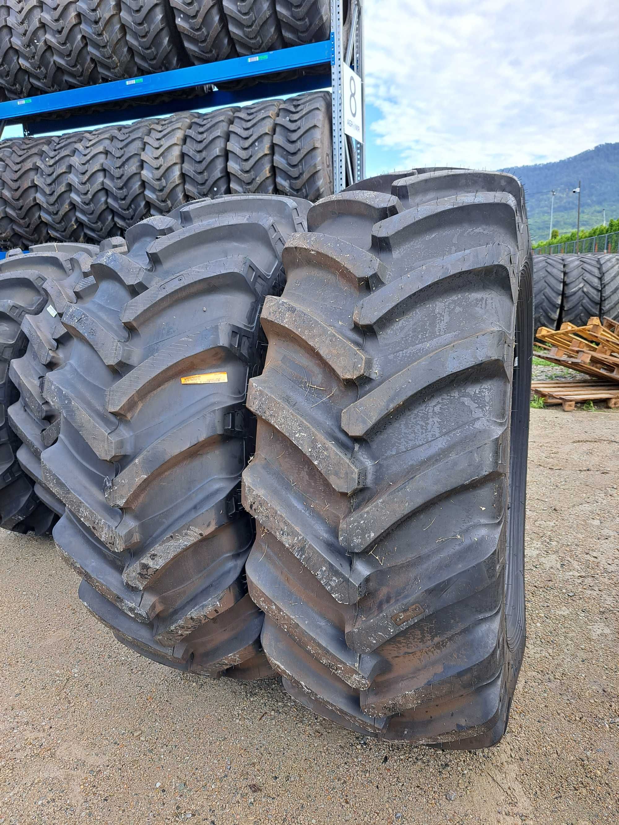 Cauciucuri radiale 600/65R38 marca GALAXY anvelope noi pentru TRACTOR