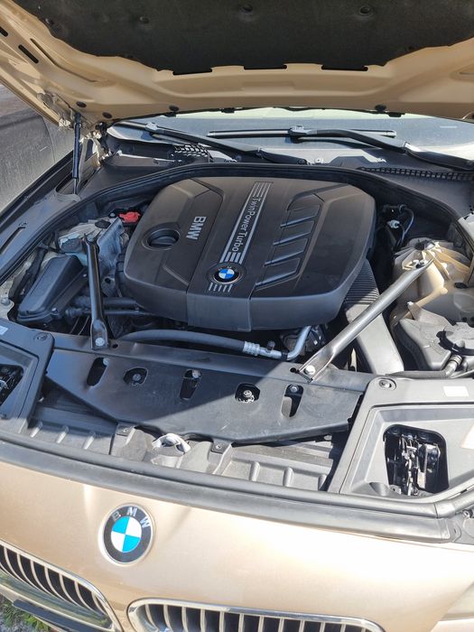 Dezmembrez bmw F10 F11