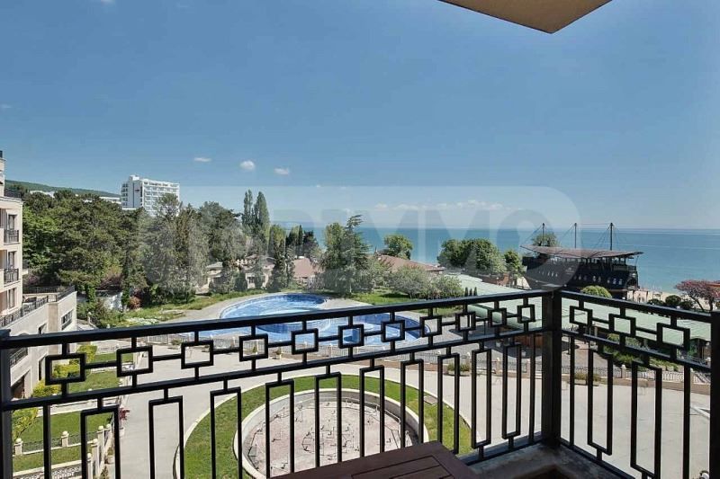 Продава се Двустаен апартамент в к.к. Златни пясъци - 68 кв.м за 1765 €/кв.м - Снимка #9
