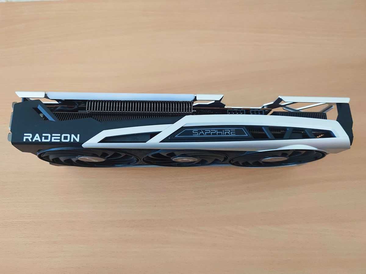 Видеокарта Sapphire 6700XT Nitro+ 12gb