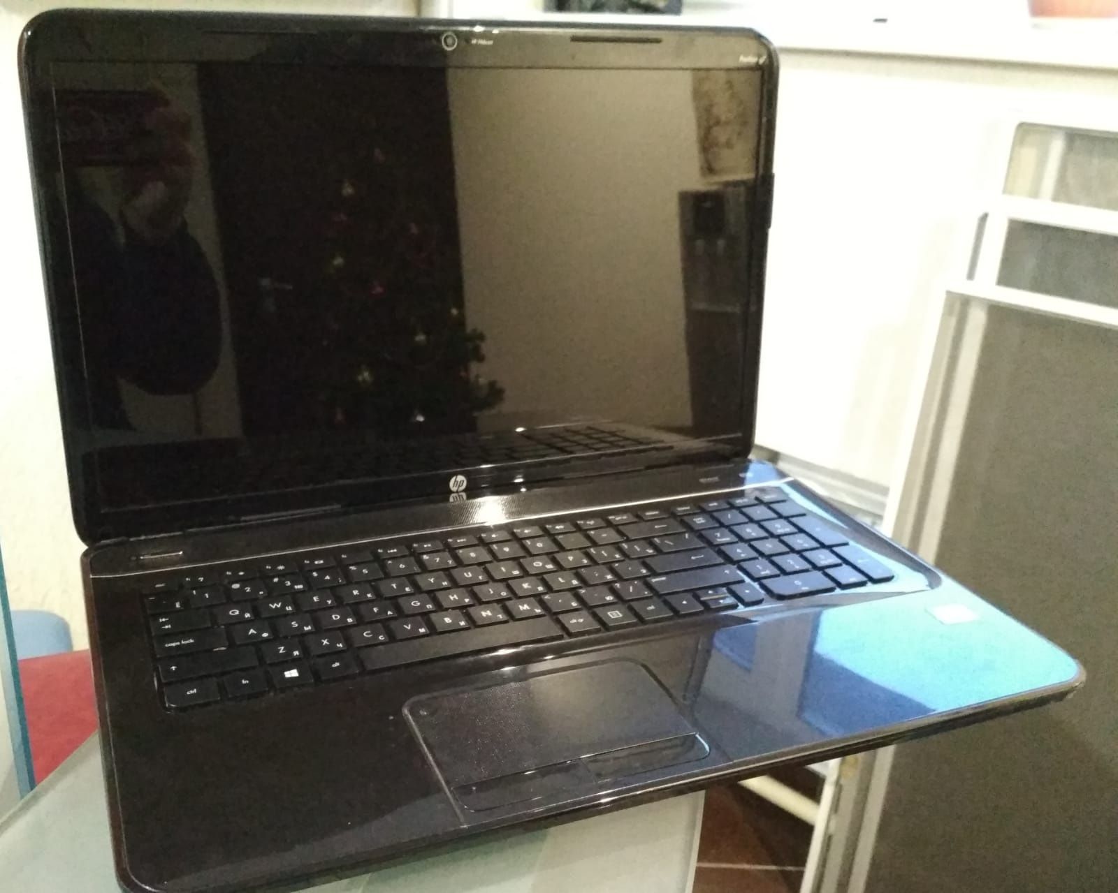 Продам ноутбук HP б/у в рабочем состоянии