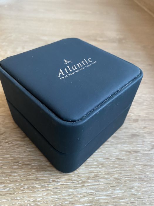 Ceas Atlantic auriu