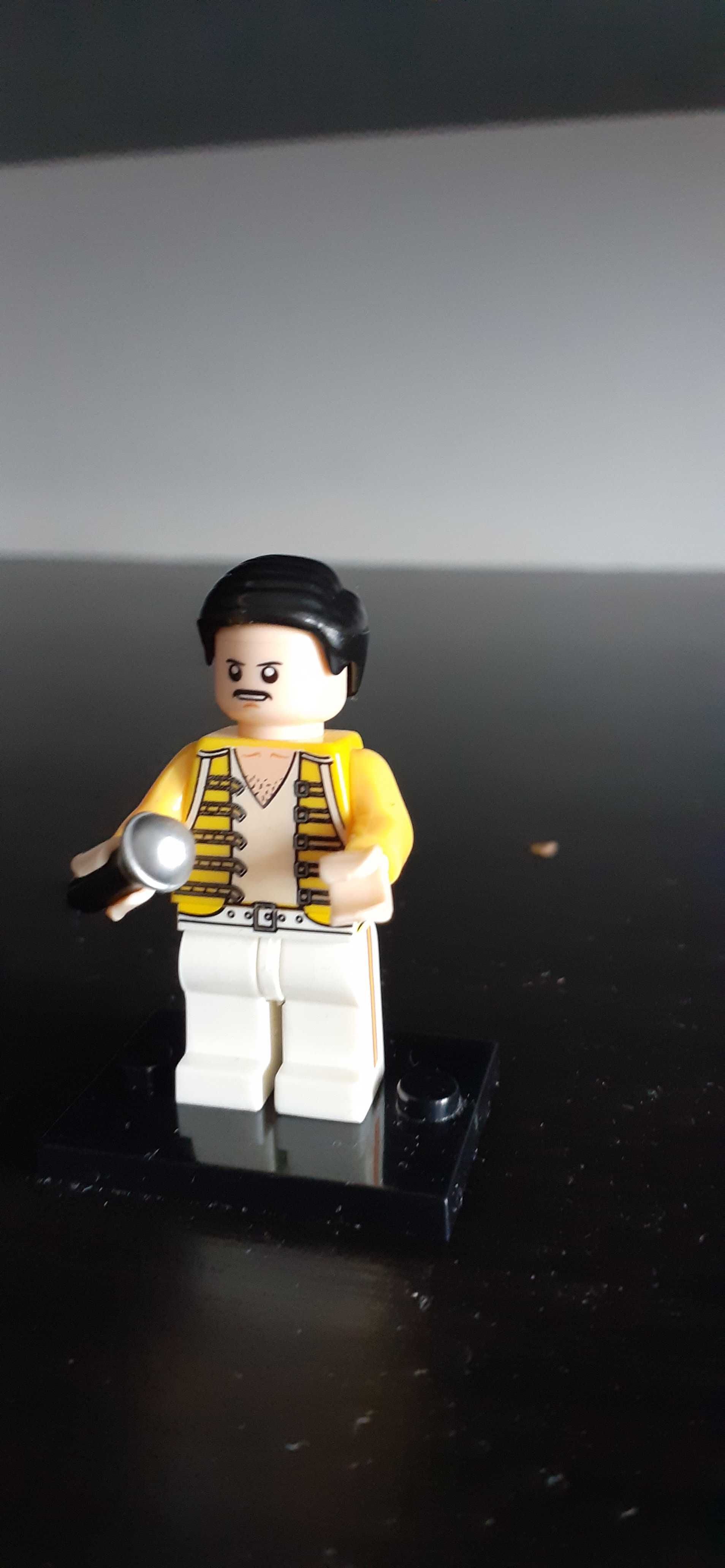 Figurina Freddie Mercury building bricks tip Lego