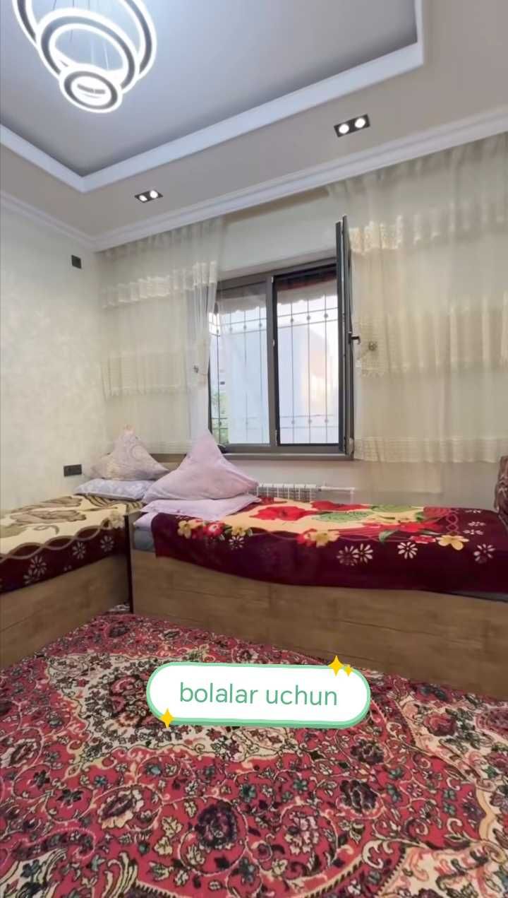 Kvartira sotiladi Yakkasaroy tumani Boshliq mahalla, 4 xona