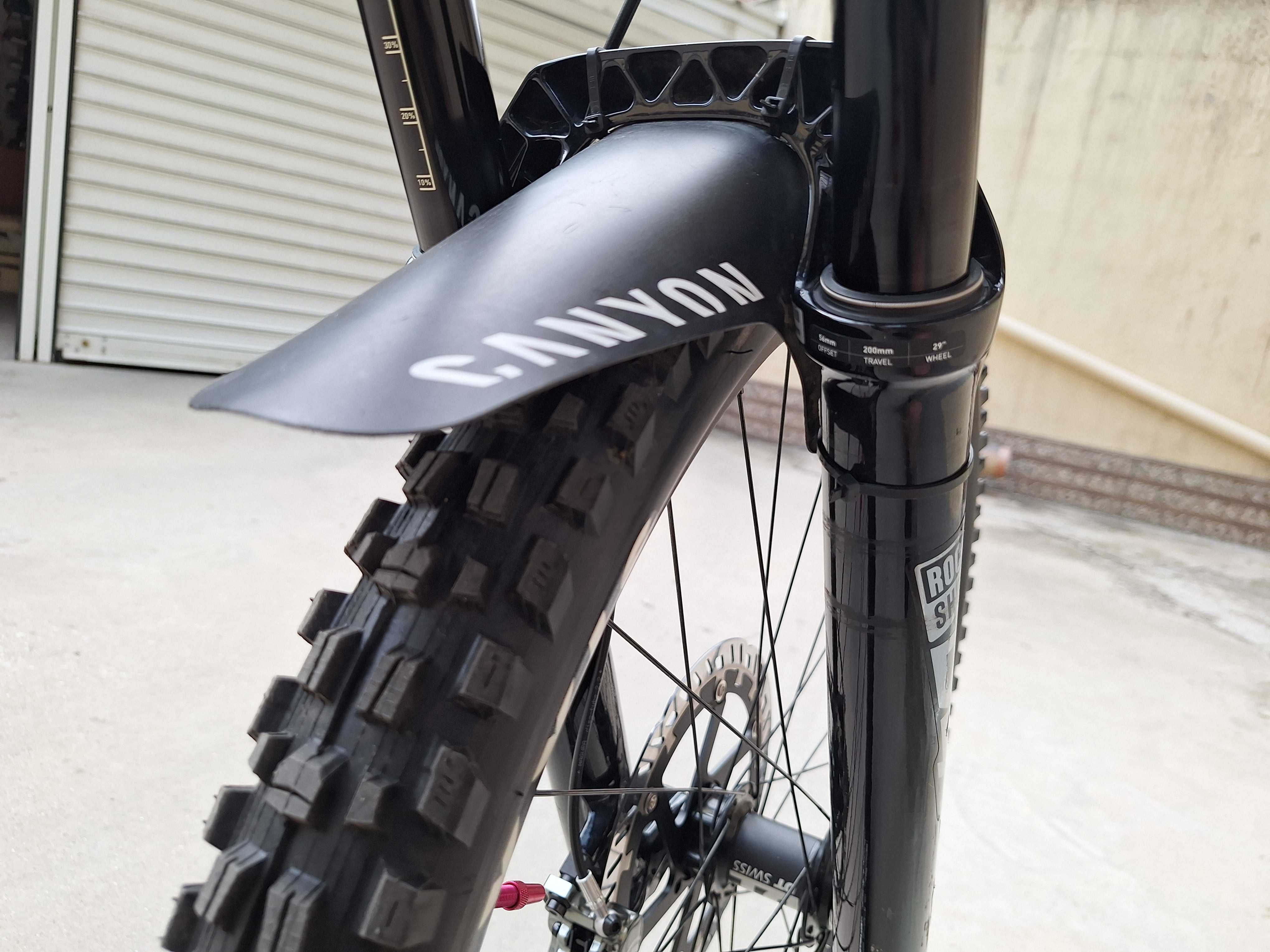 Canyon Sender CF Mullet XL