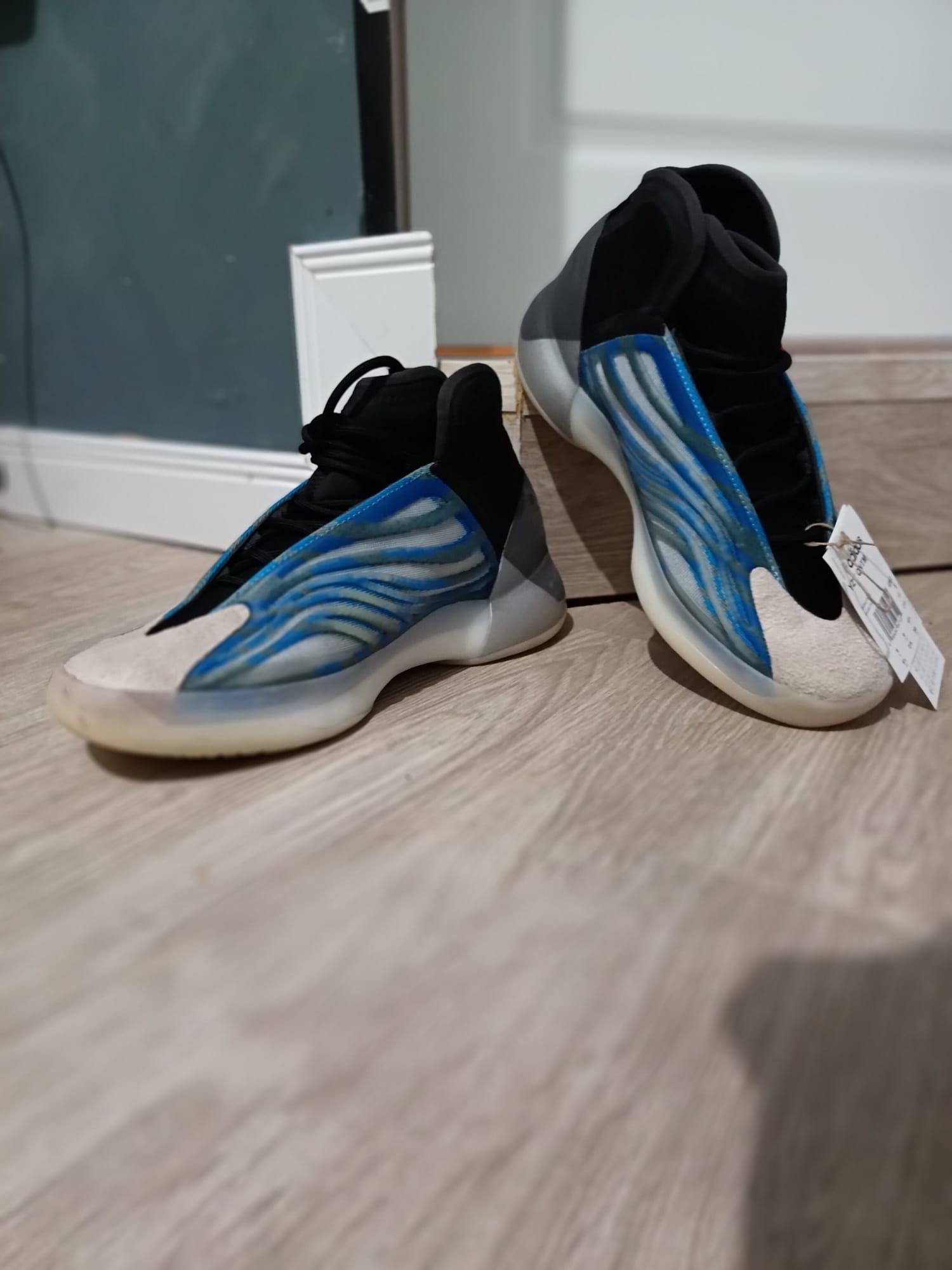 Yezzy quantum sneakers