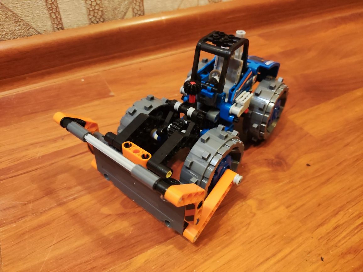 Lego technic бульдозер