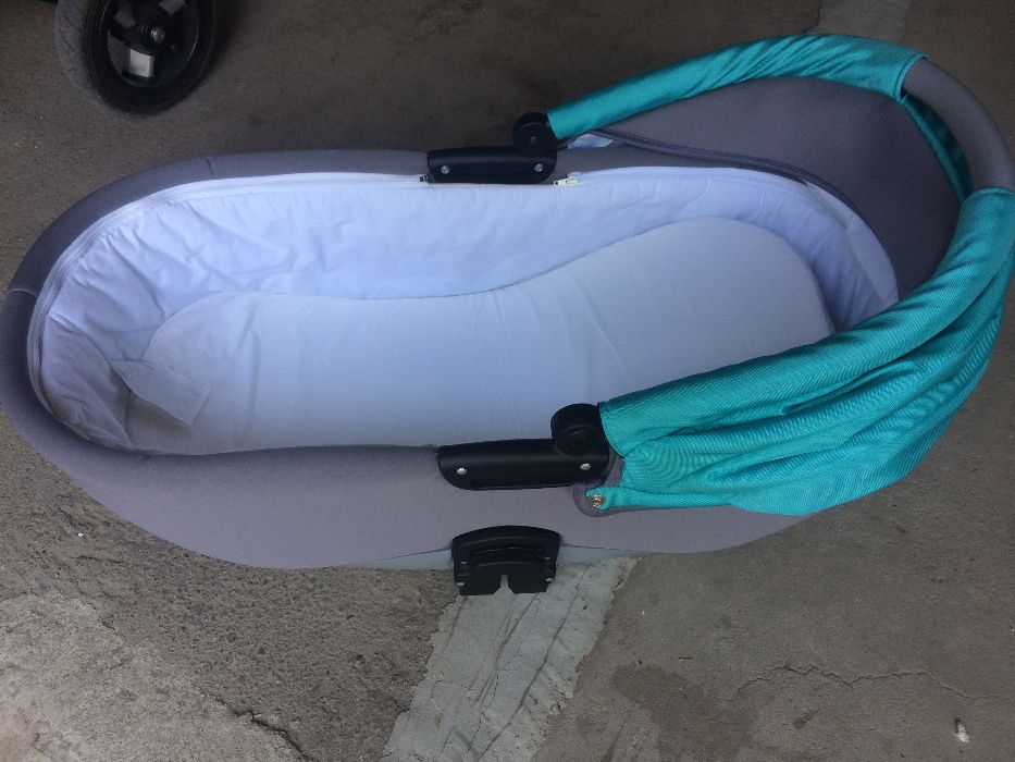 Бебешка количка Amelis Pro 2в1