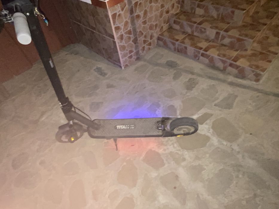 Vand trotineta electrica Miria Titan X sau schimb cu cross 125cc