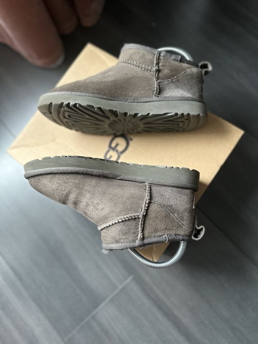 Ugg classic mini