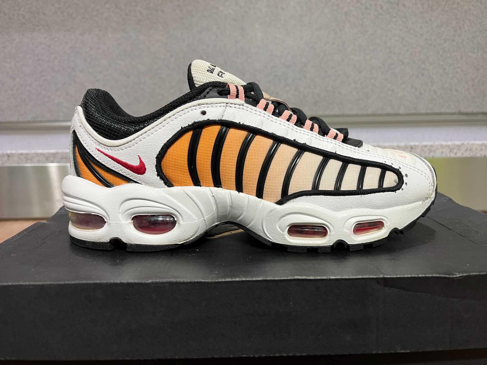 ОРИГИНАЛНИ *** Nike Air Max Tailwind 4 Gradient