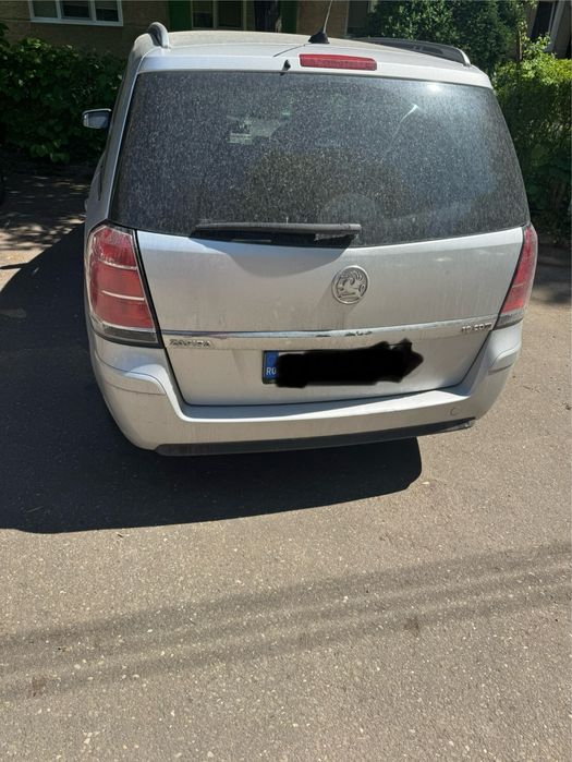 Vand Opel Zafira B 2007