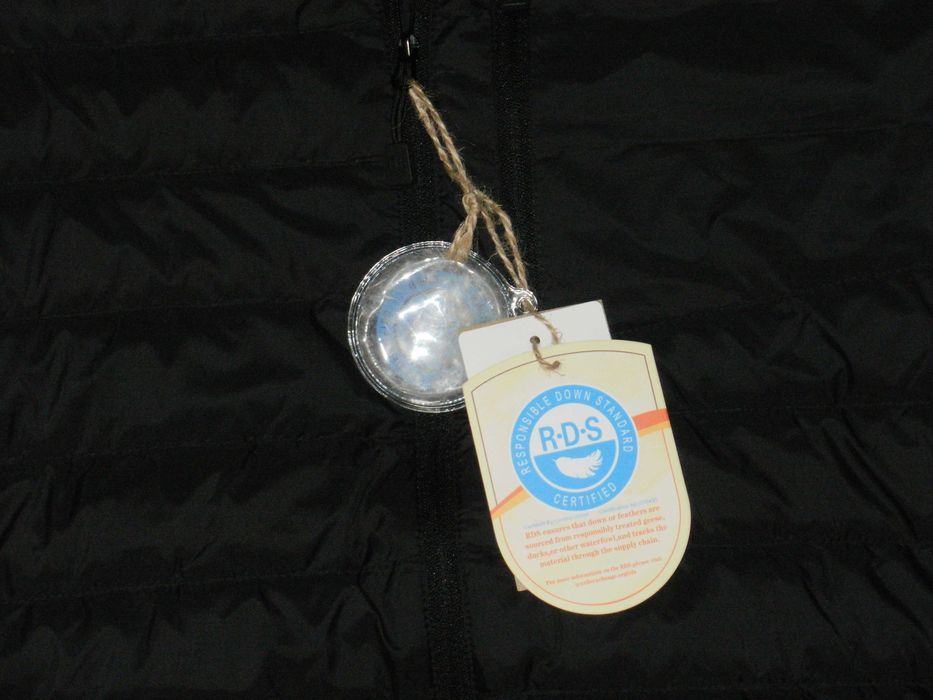 OUTDOOR ESSENTIALS ново преходно мъжко гъши пух XL