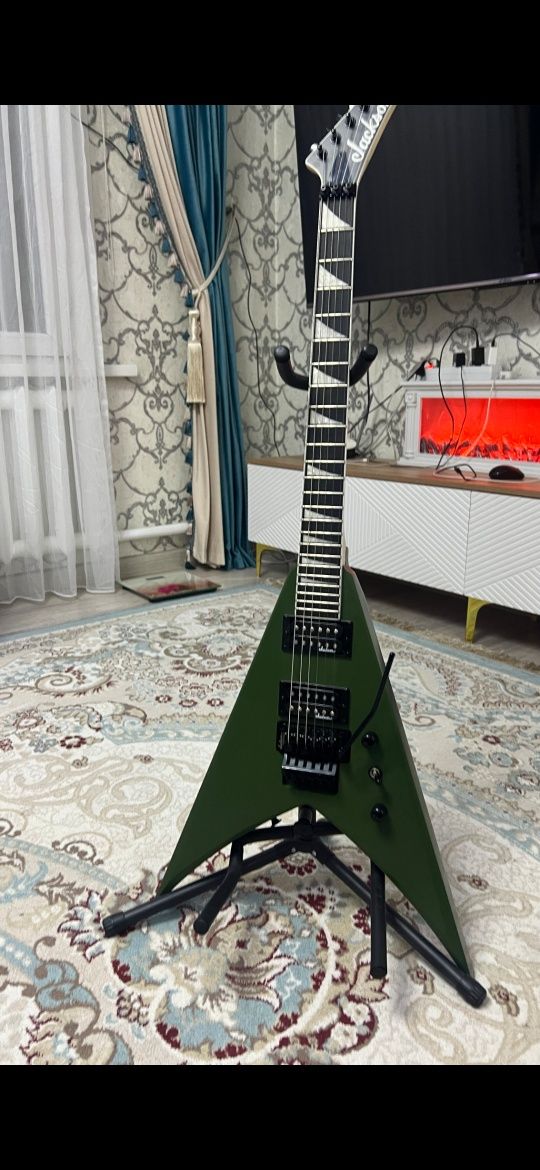 Jackson JS Series King V
