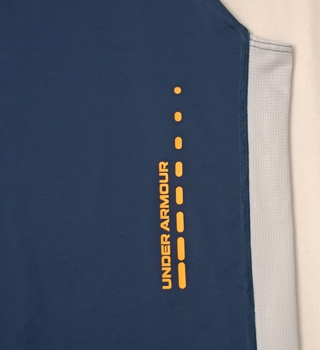 Under Armour UA Tank Top оригинален потник S спорт фитнес тренировки