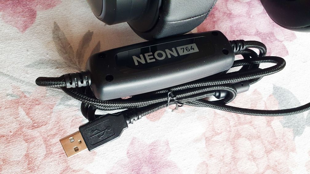Casti Genesis Neon 764